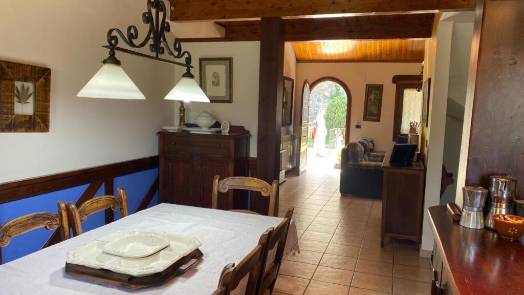 Casa Belius Villa Biescas  Buitenkant foto